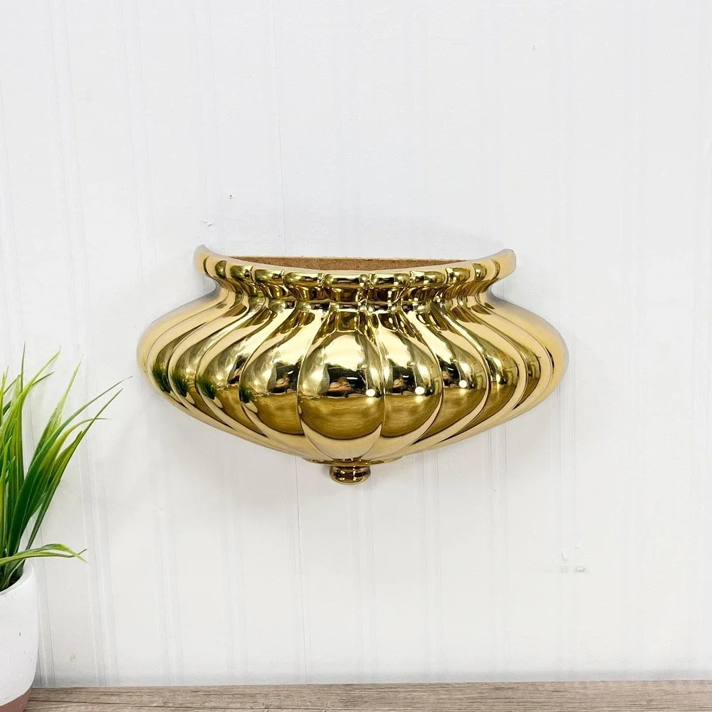 Ornate Gold Wall Shelf - Homco Pocket Shelf